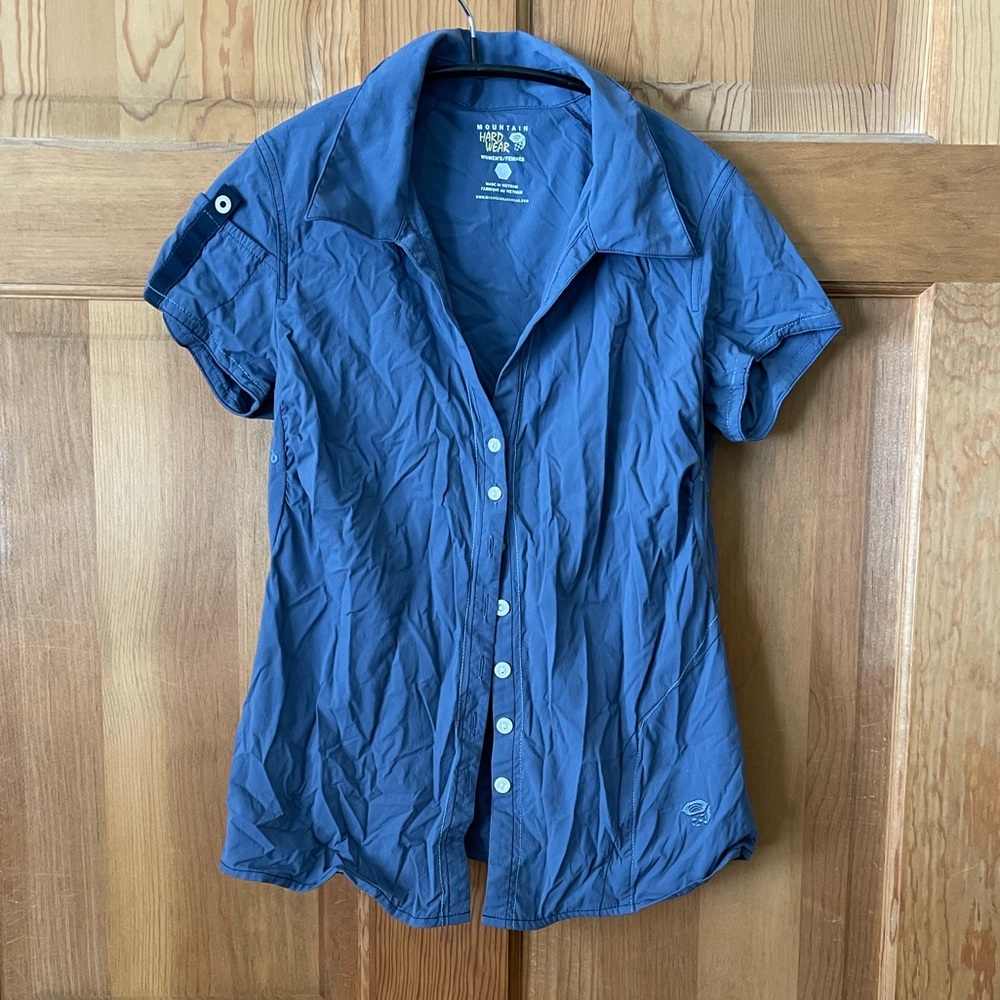 Mountain hardware top